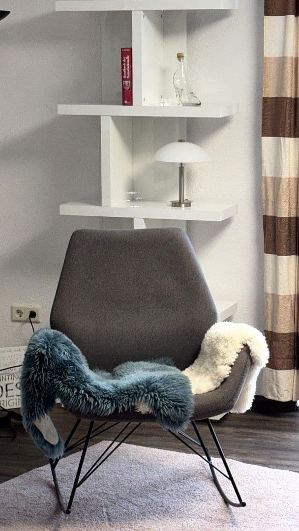 Prenájom bytu 3-izbový 100 m², Marienstraße 4, Langwedel, Dolné Sasko Prenájom bytu 3-izbový 100 m², Marienstraße 4, Langwedel, Dolné Sasko