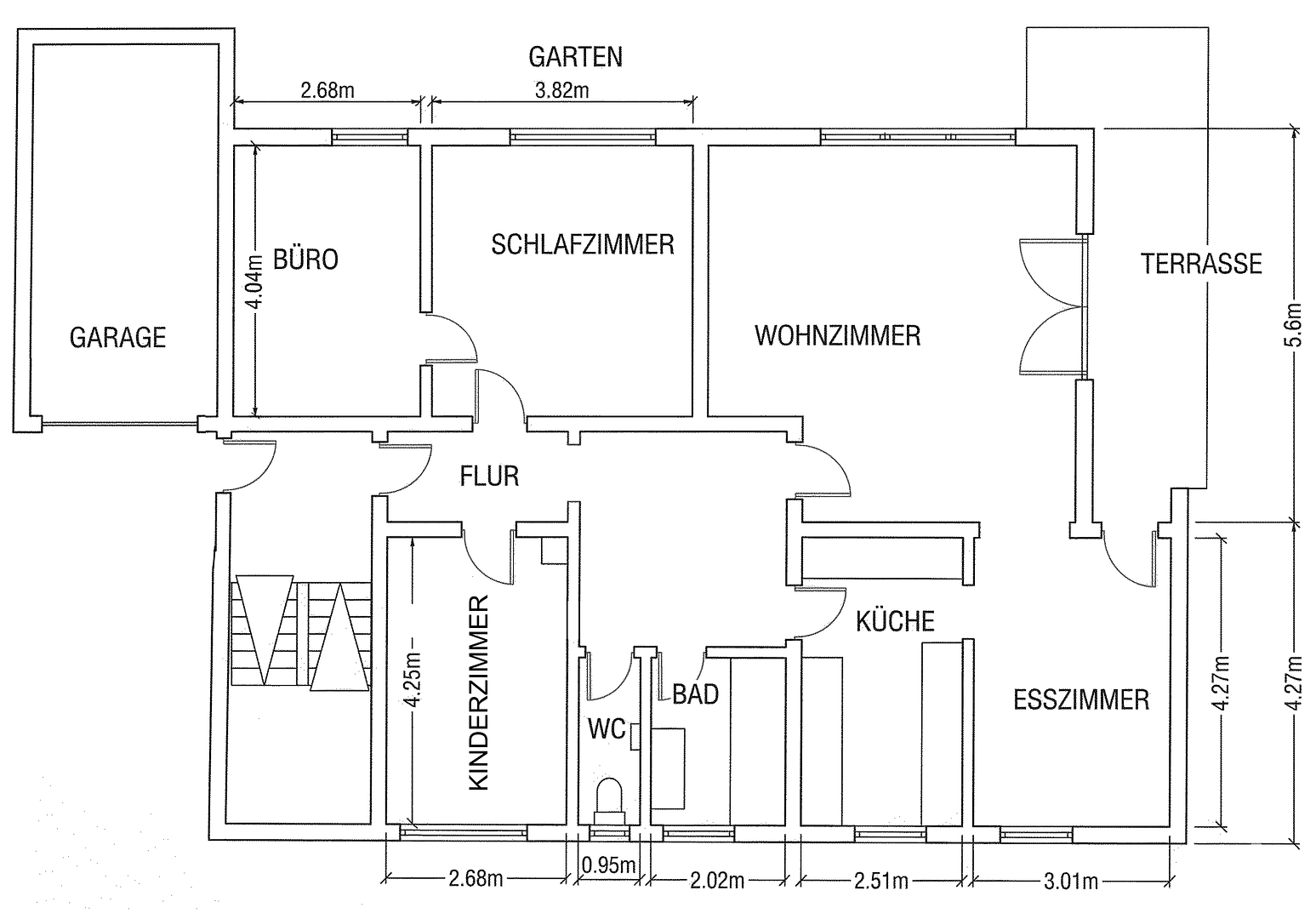 Prenájom bytu 5-izbový 116 m², Schwäbisch Gmünd, Bádensko-Wurttembersko Prenájom bytu 5-izbový 116 m², Schwäbisch Gmünd, Bádensko-Wurttembersko