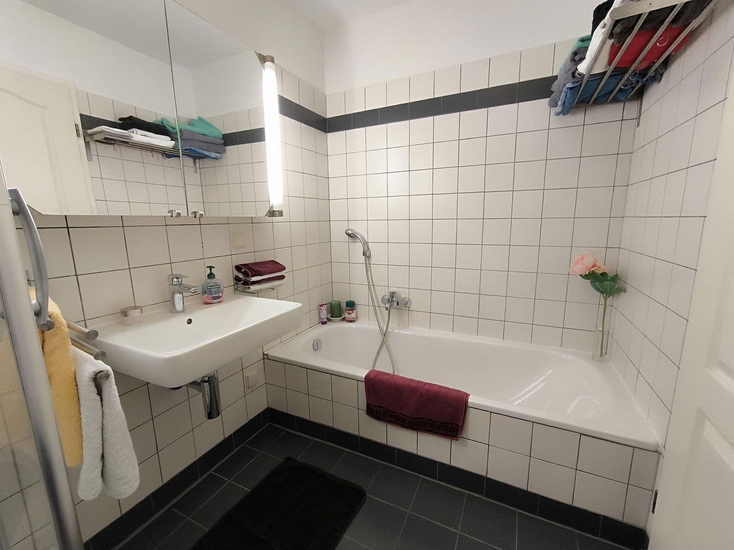 Predaj bytu 2-izbový 75 m², Stutensee, Bádensko-Wurttembersko Predaj bytu 2-izbový 75 m², Stutensee, Bádensko-Wurttembersko