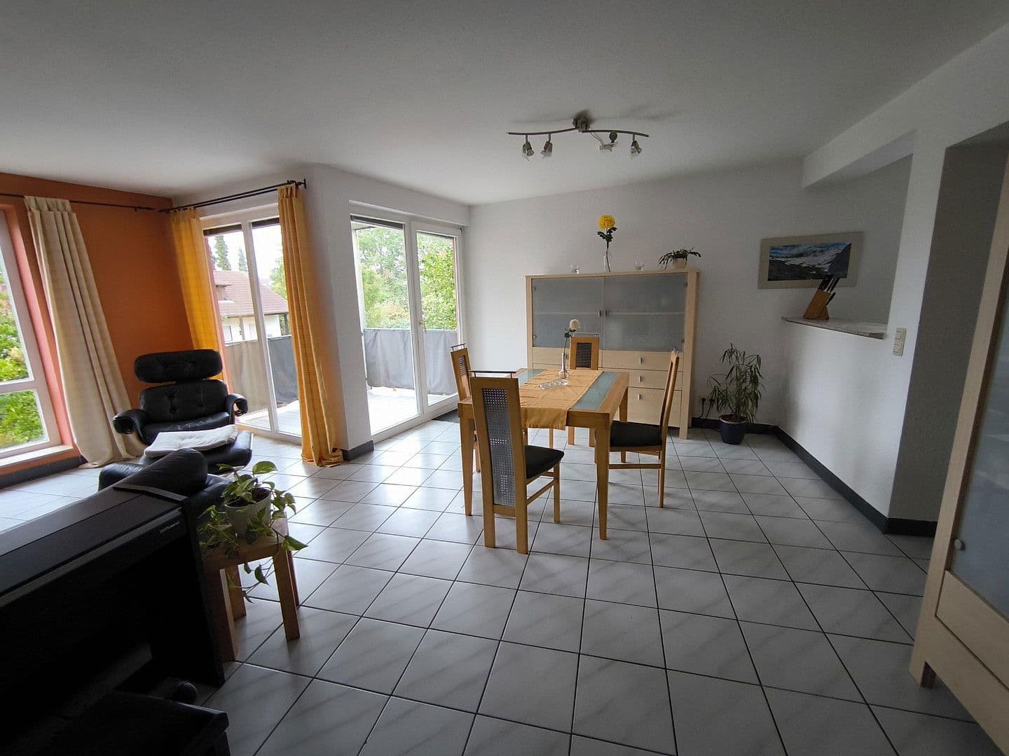 Predaj bytu 2-izbový 75 m², Stutensee, Bádensko-Wurttembersko Predaj bytu 2-izbový 75 m², Stutensee, Bádensko-Wurttembersko