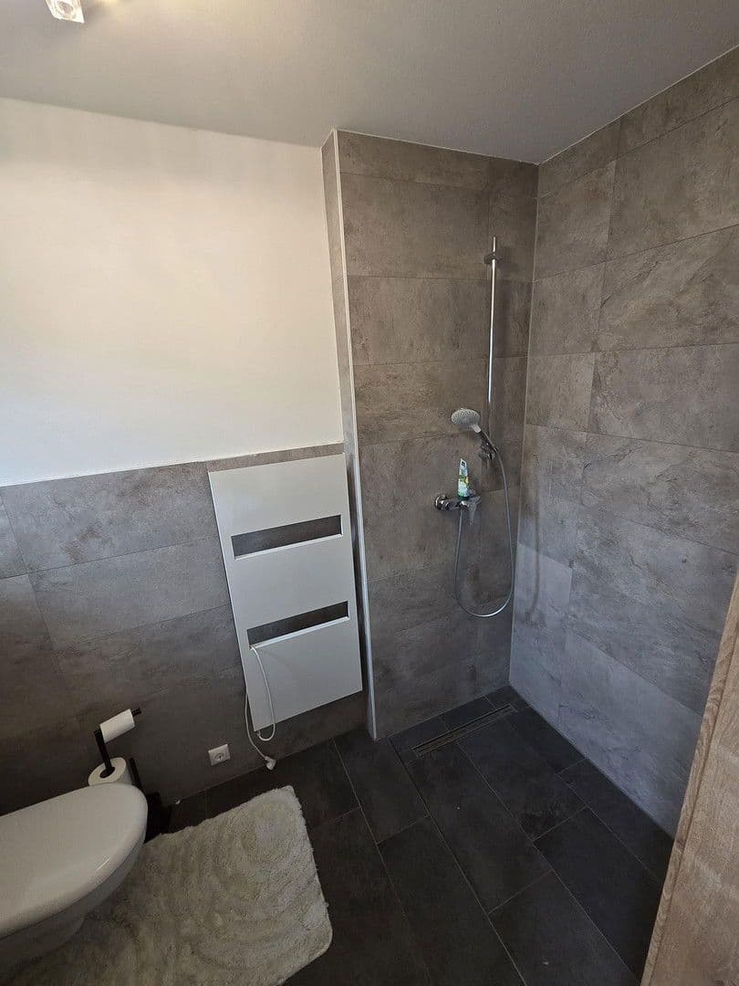 Predaj domu 180 m², pozemek 537 m², Wertheim, Bádensko-Wurttembersko Predaj domu 180 m², pozemek 537 m², Wertheim, Bádensko-Wurttembersko