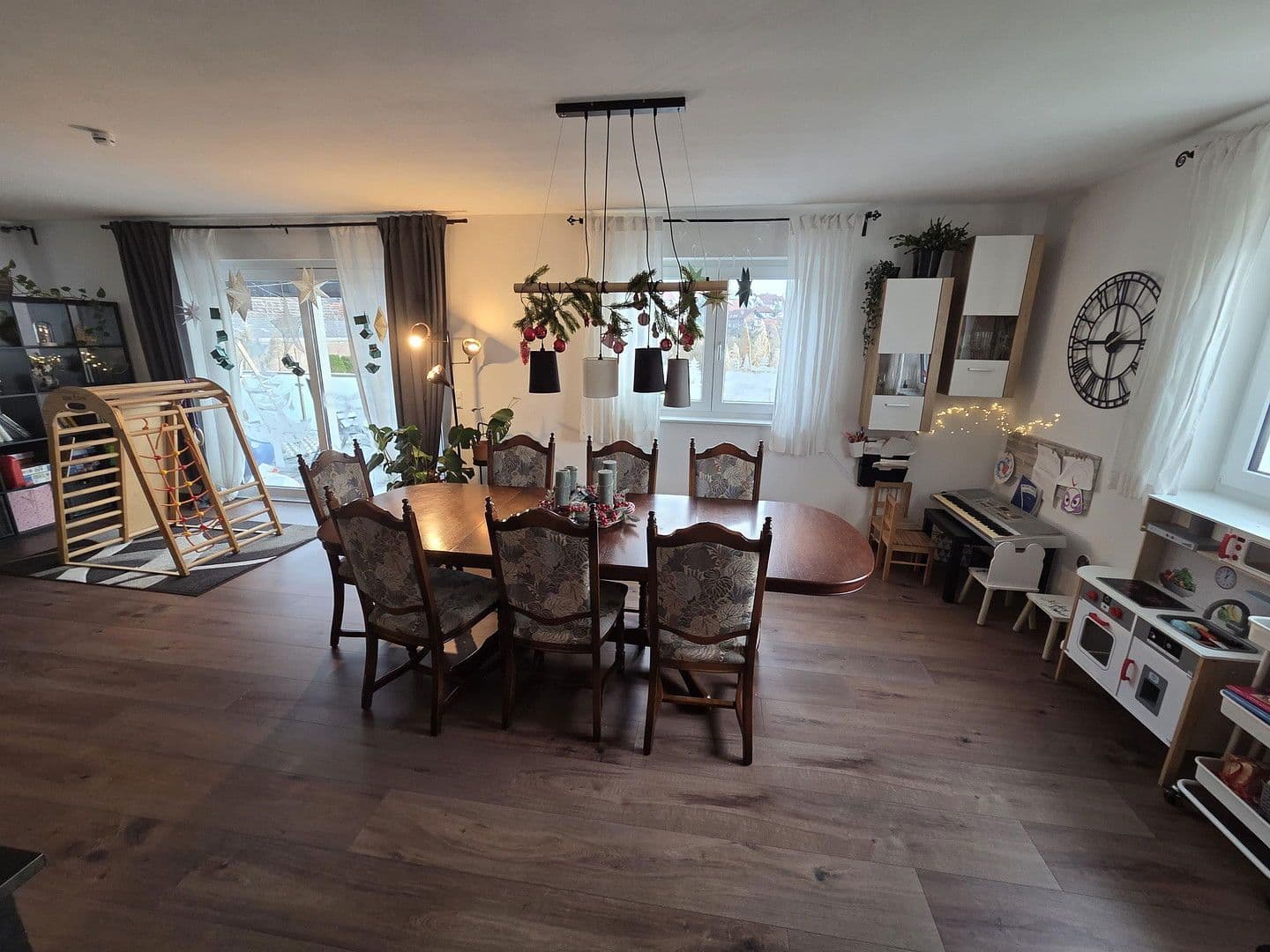 Predaj domu 180 m², pozemek 537 m², Wertheim, Bádensko-Wurttembersko Predaj domu 180 m², pozemek 537 m², Wertheim, Bádensko-Wurttembersko