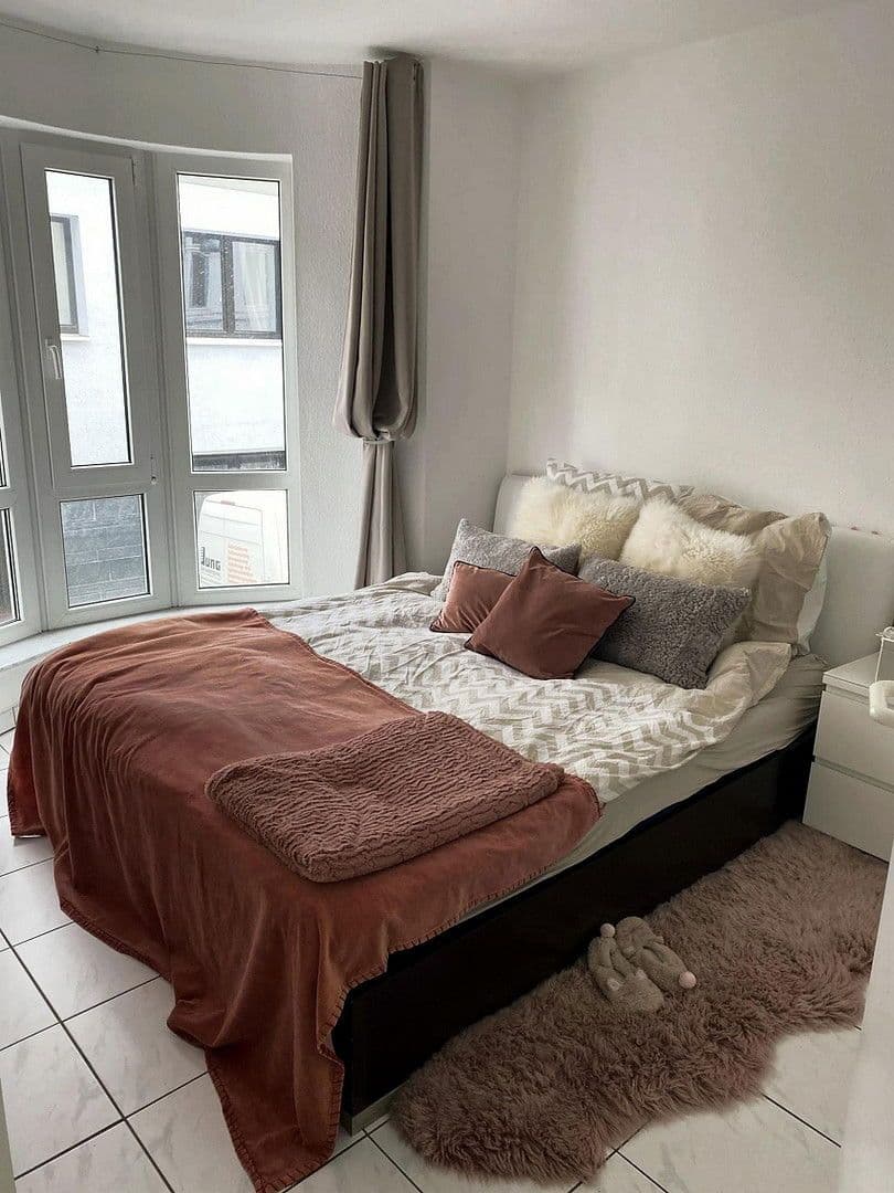 Prenájom bytu 2-izbový 48 m², Köln, Severné Porýnie - Westfálsko Prenájom bytu 2-izbový 48 m², Köln, Severné Porýnie - Westfálsko