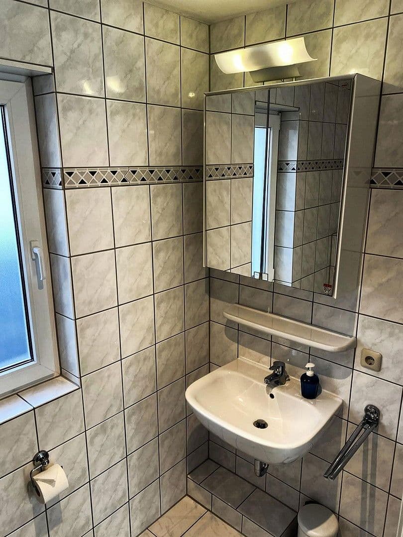 Prenájom bytu 2-izbový 48 m², Köln, Severné Porýnie - Westfálsko Prenájom bytu 2-izbový 48 m², Köln, Severné Porýnie - Westfálsko