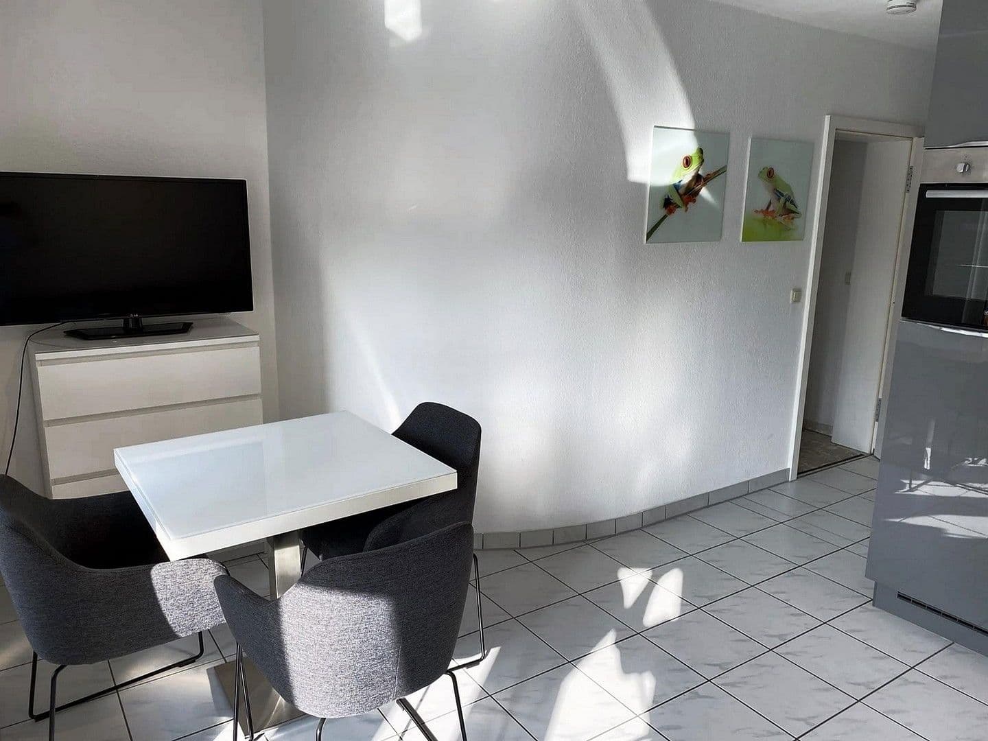 Prenájom bytu 2-izbový 48 m², Köln, Severné Porýnie - Westfálsko Prenájom bytu 2-izbový 48 m², Köln, Severné Porýnie - Westfálsko