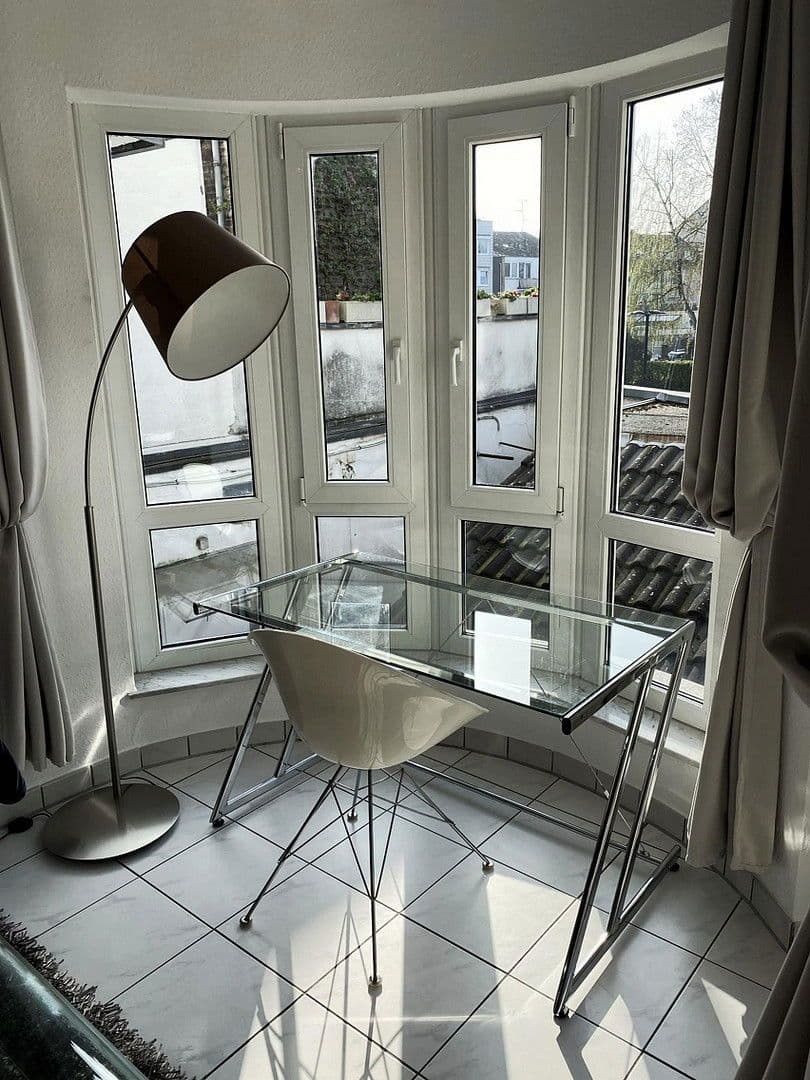 Prenájom bytu 2-izbový 48 m², Köln, Severné Porýnie - Westfálsko Prenájom bytu 2-izbový 48 m², Köln, Severné Porýnie - Westfálsko