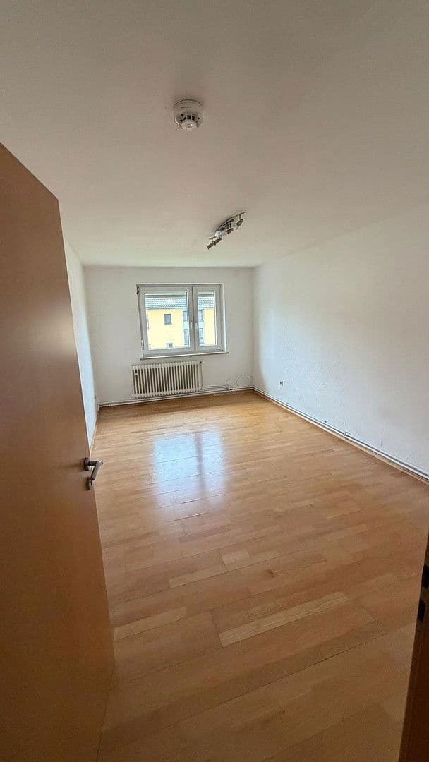 Prenájom bytu 2-izbový 59 m², Trier, Porýnie-Falcko Prenájom bytu 2-izbový 59 m², Trier, Porýnie-Falcko