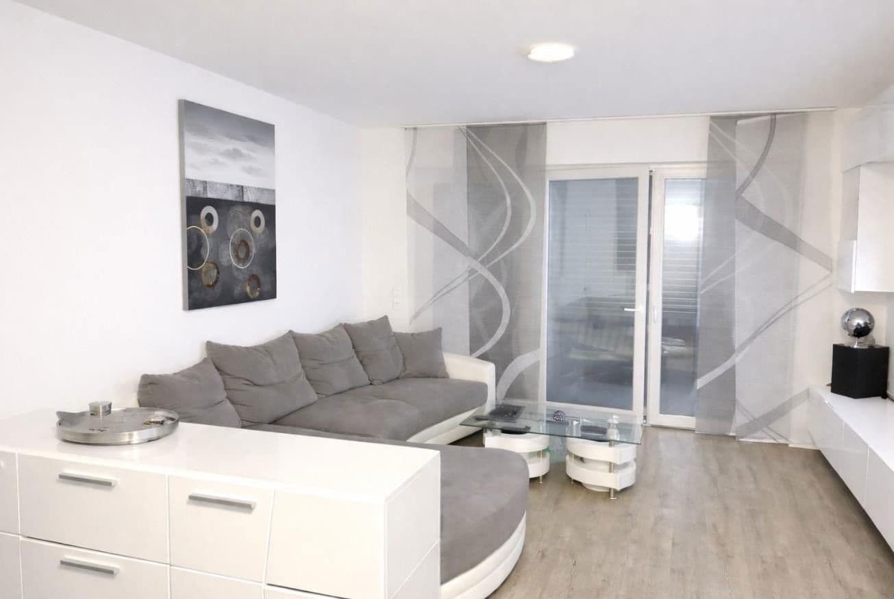 Predaj bytu 4-izbový 95 m², Nachtigallenweg 5, Peine, Dolné Sasko Predaj bytu 4-izbový 95 m², Nachtigallenweg 5, Peine, Dolné Sasko