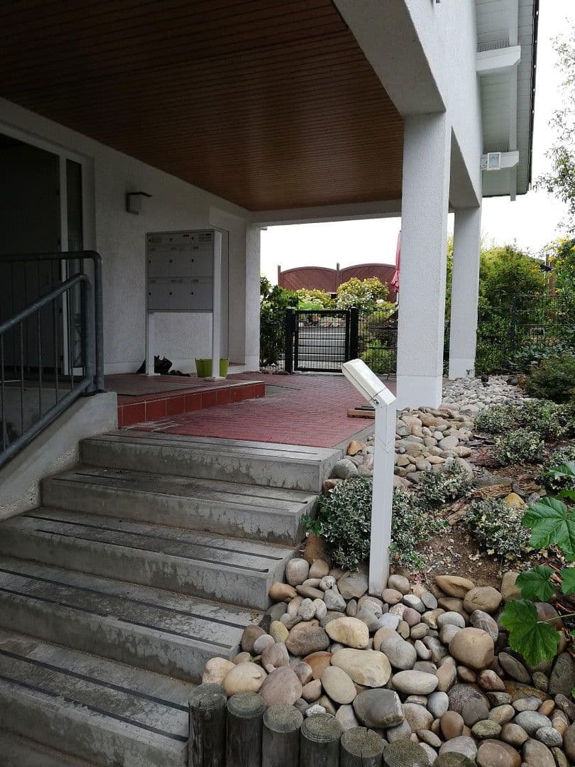 Prenájom bytu 2-izbový 55 m², Taunusstein, Hesensko Prenájom bytu 2-izbový 55 m², Taunusstein, Hesensko