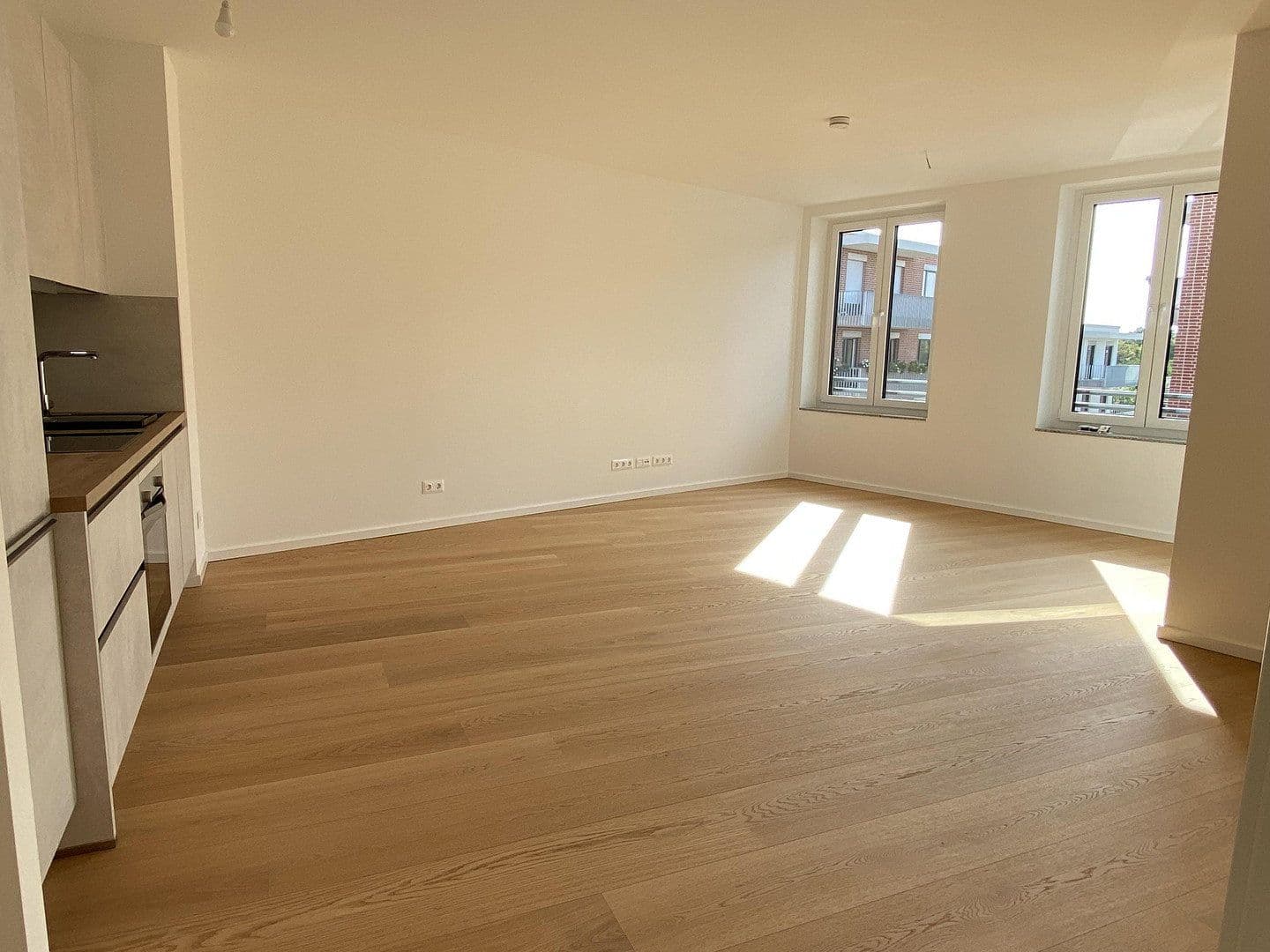 Prenájom bytu 2-izbový 75 m², Hannelore-Kunze-Straße 22-24, Hannover, Dolné Sasko Prenájom bytu 2-izbový 75 m², Hannelore-Kunze-Straße 22-24, Hannover, Dolné Sasko