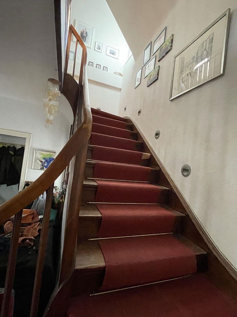 Predaj domu 226 m², pozemek 1.050 m², Gottfried-Keller-Str. 8, Teltow, Brandenbursko Predaj domu 226 m², pozemek 1.050 m², Gottfried-Keller-Str. 8, Teltow, Brandenbursko