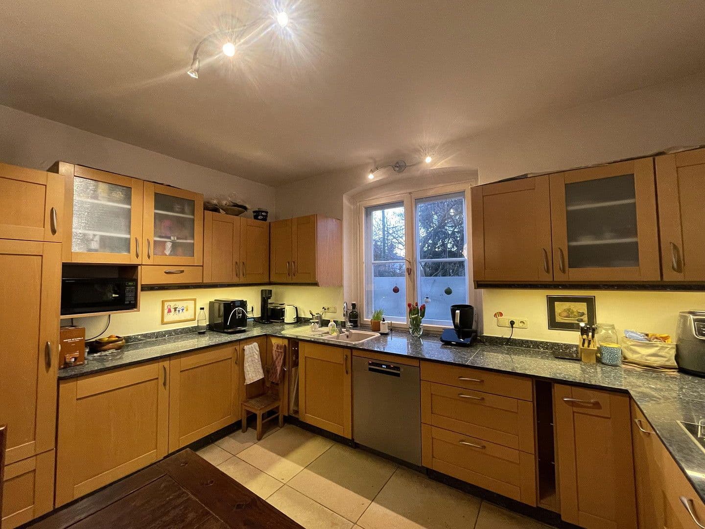 Predaj domu 226 m², pozemek 1.050 m², Gottfried-Keller-Str. 8, Teltow, Brandenbursko Predaj domu 226 m², pozemek 1.050 m², Gottfried-Keller-Str. 8, Teltow, Brandenbursko