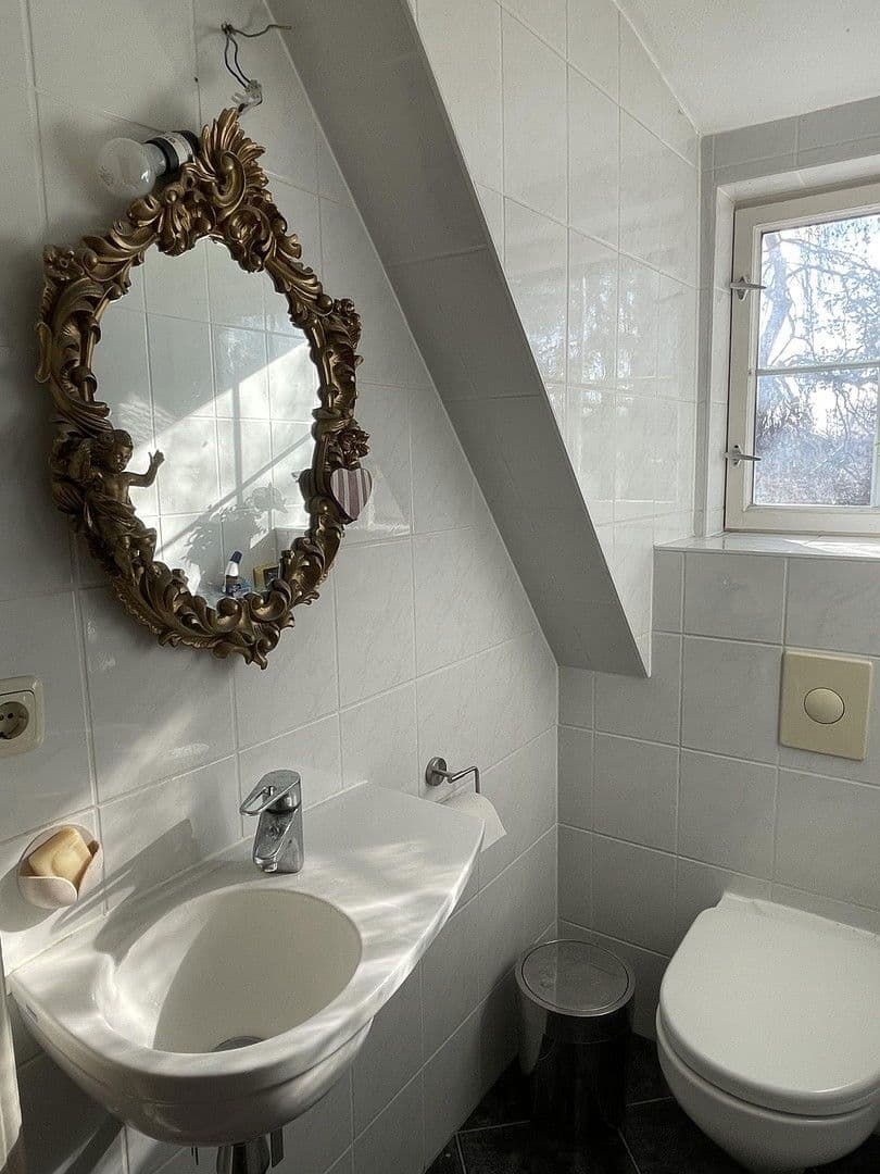 Predaj domu 226 m², pozemek 1.050 m², Gottfried-Keller-Str. 8, Teltow, Brandenbursko Predaj domu 226 m², pozemek 1.050 m², Gottfried-Keller-Str. 8, Teltow, Brandenbursko