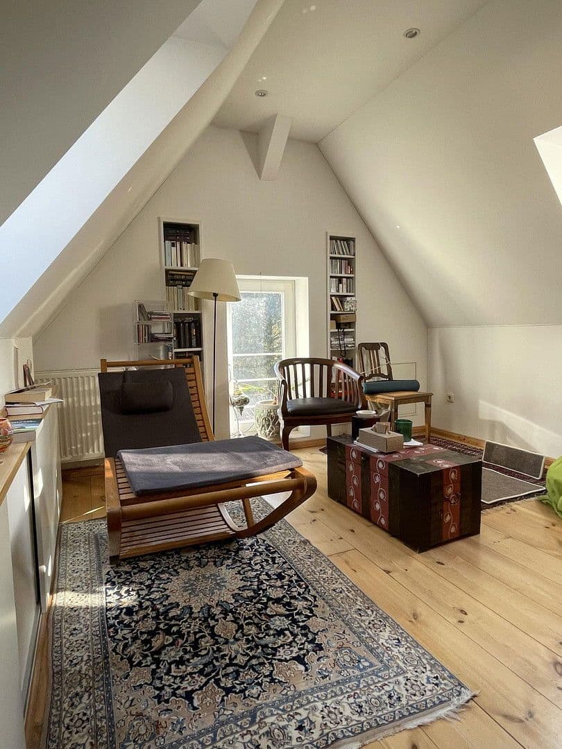 Predaj domu 226 m², pozemek 1.050 m², Gottfried-Keller-Str. 8, Teltow, Brandenbursko Predaj domu 226 m², pozemek 1.050 m², Gottfried-Keller-Str. 8, Teltow, Brandenbursko