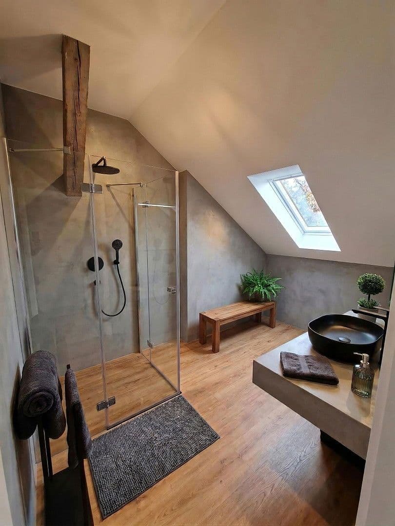 Prenájom bytu 2-izbový 57 m², Schweriner Straße 23, Erfurt, Durínsko Prenájom bytu 2-izbový 57 m², Schweriner Straße 23, Erfurt, Durínsko