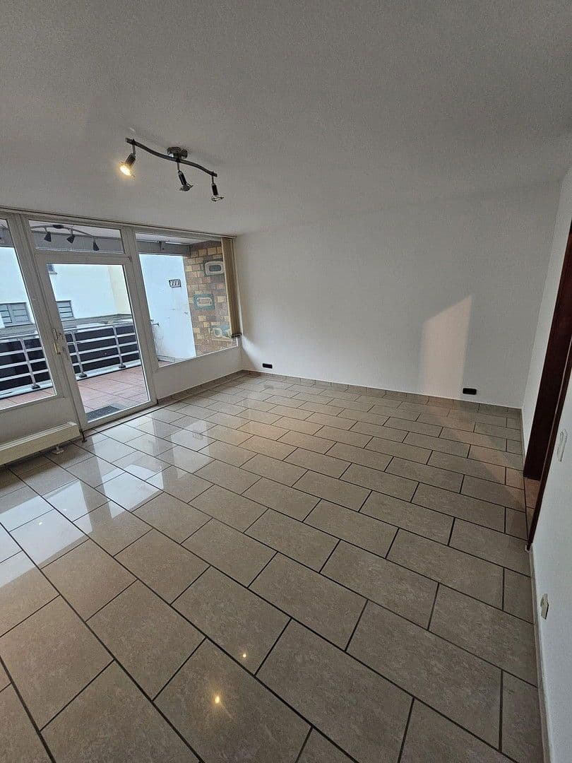 Predaj bytu 2-izbový 57 m², Köln, Severné Porýnie - Westfálsko Predaj bytu 2-izbový 57 m², Köln, Severné Porýnie - Westfálsko