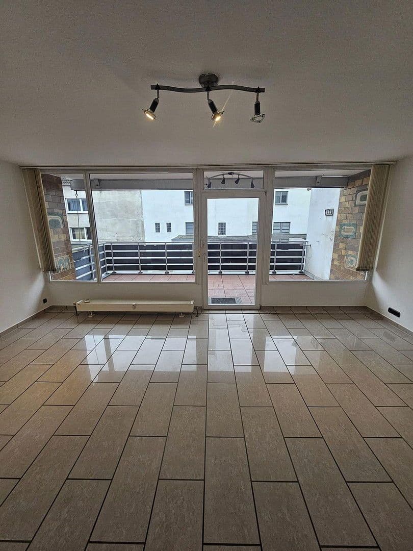 Predaj bytu 2-izbový 57 m², Köln, Severné Porýnie - Westfálsko Predaj bytu 2-izbový 57 m², Köln, Severné Porýnie - Westfálsko