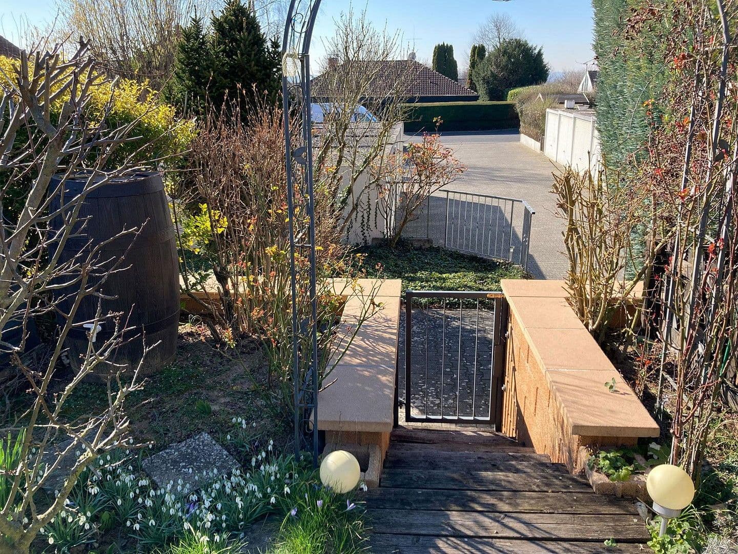 Predaj domu 150 m², pozemek 300 m², Wiesbaden, Hesensko Predaj domu 150 m², pozemek 300 m², Wiesbaden, Hesensko