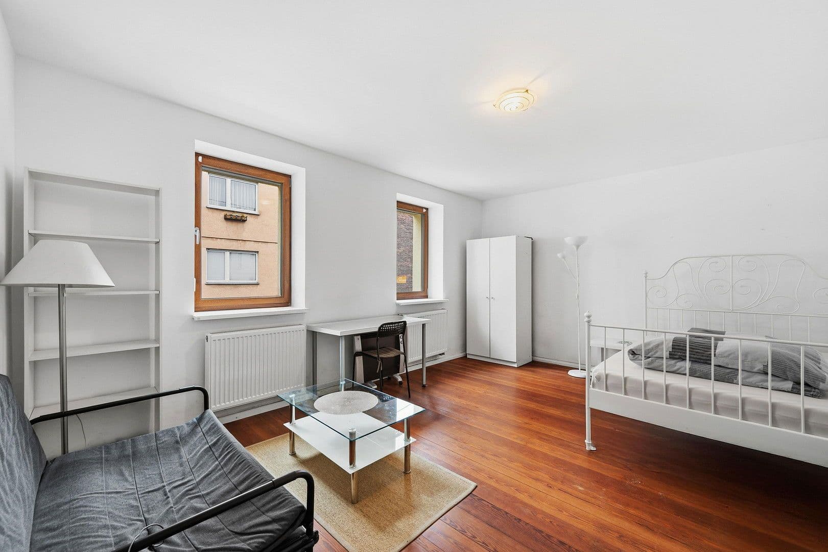 Predaj domu 233 m², pozemek 167 m², Besigheimer Str.12, Stuttgart, Bádensko-Wurttembersko Predaj domu 233 m², pozemek 167 m², Besigheimer Str.12, Stuttgart, Bádensko-Wurttembersko