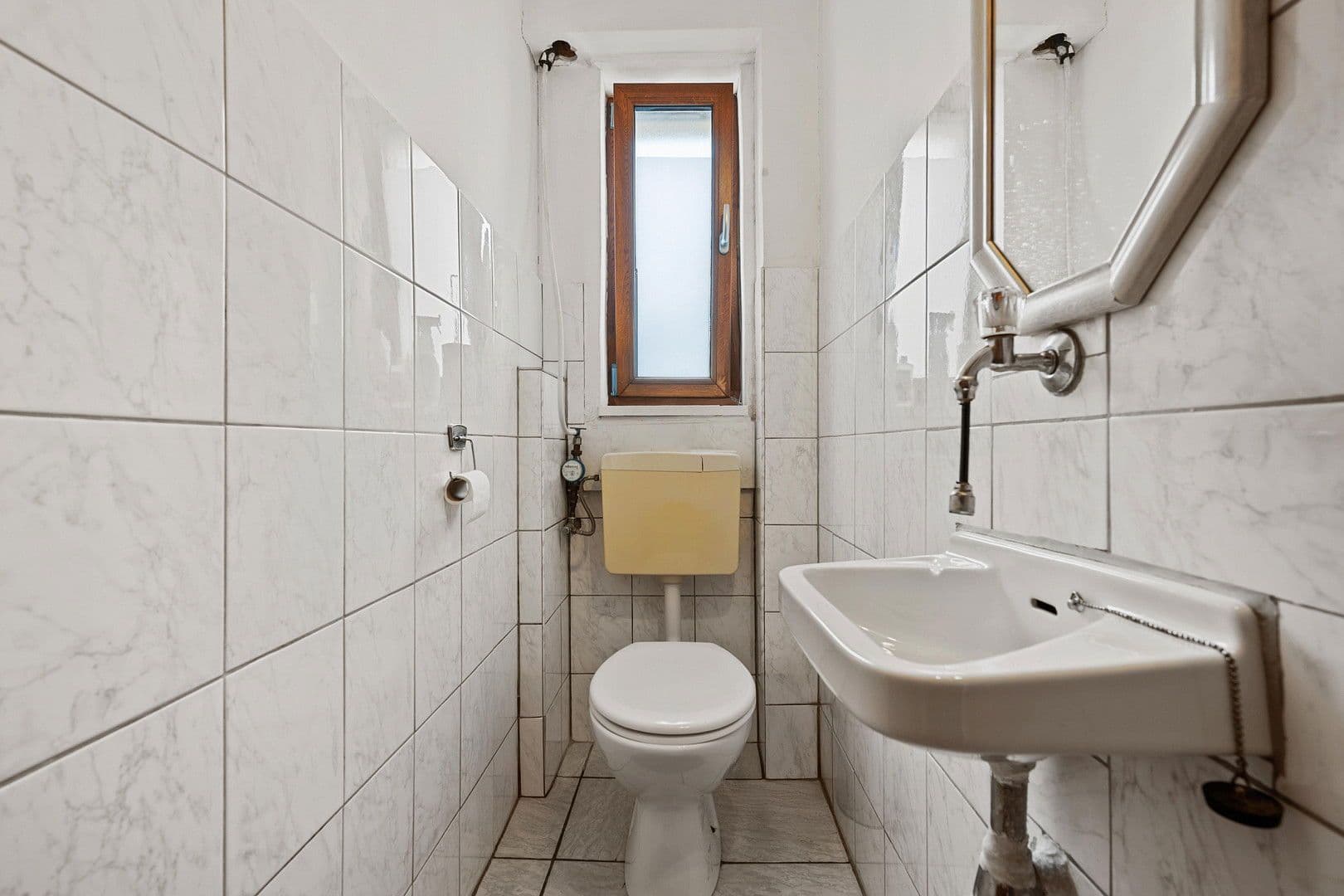 Predaj domu 233 m², pozemek 167 m², Besigheimer Str.12, Stuttgart, Bádensko-Wurttembersko Predaj domu 233 m², pozemek 167 m², Besigheimer Str.12, Stuttgart, Bádensko-Wurttembersko