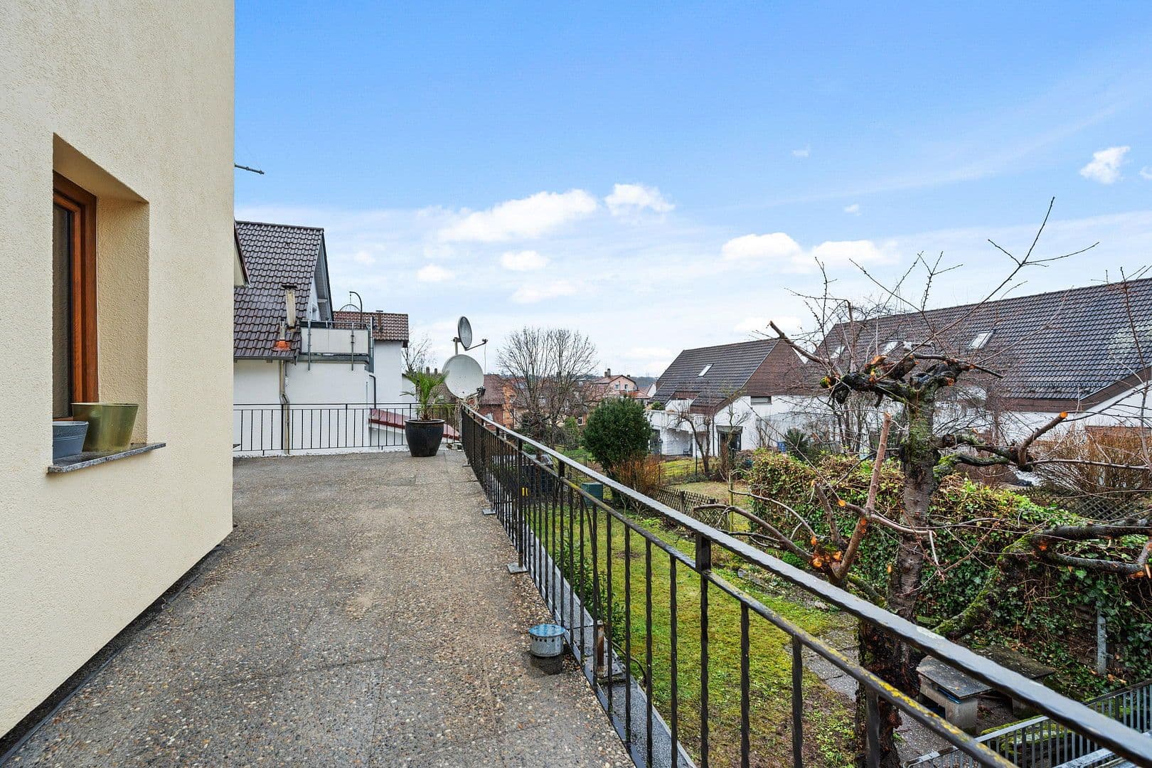 Predaj domu 233 m², pozemek 167 m², Besigheimer Str.12, Stuttgart, Bádensko-Wurttembersko Predaj domu 233 m², pozemek 167 m², Besigheimer Str.12, Stuttgart, Bádensko-Wurttembersko