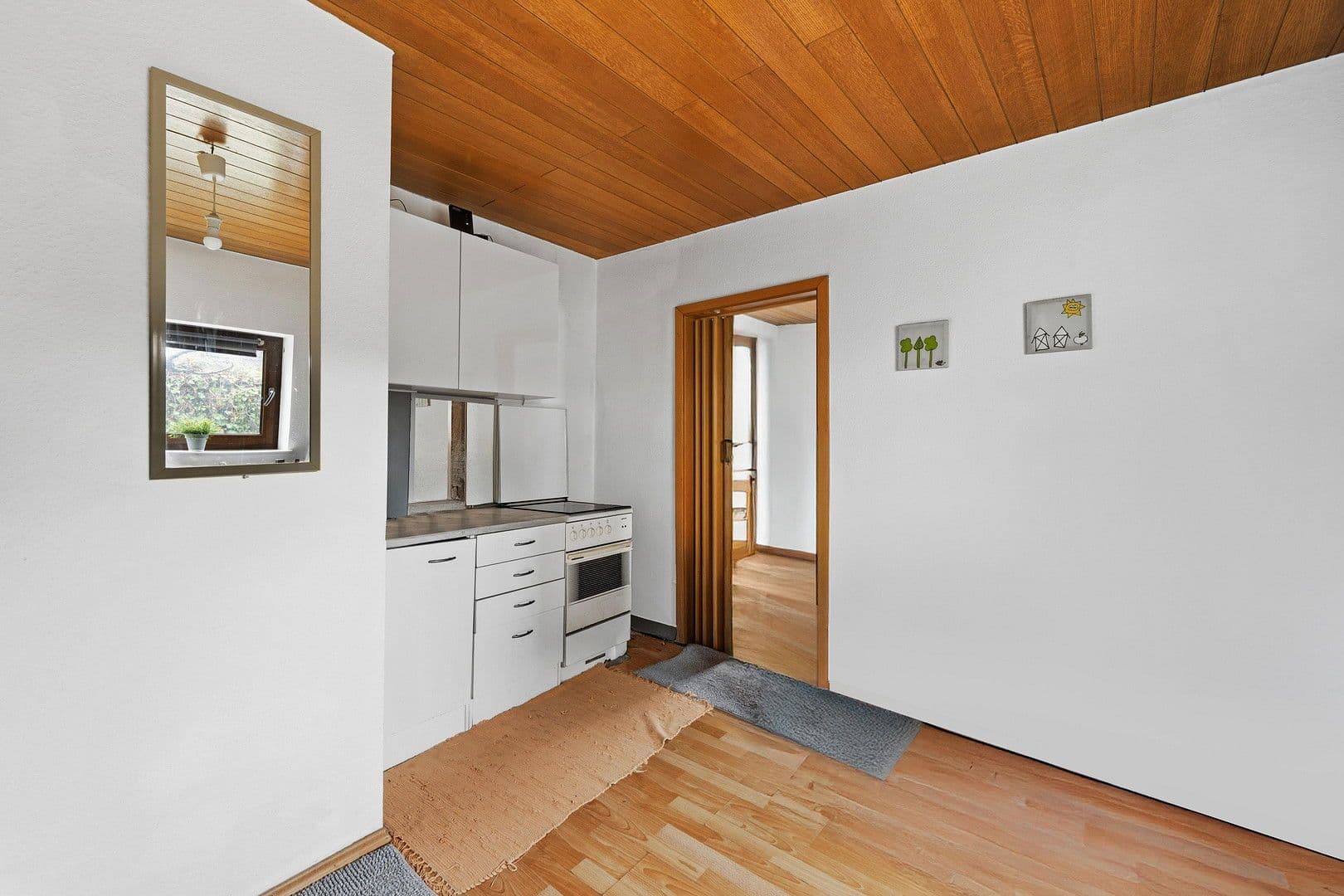 Predaj domu 233 m², pozemek 167 m², Besigheimer Str.12, Stuttgart, Bádensko-Wurttembersko Predaj domu 233 m², pozemek 167 m², Besigheimer Str.12, Stuttgart, Bádensko-Wurttembersko