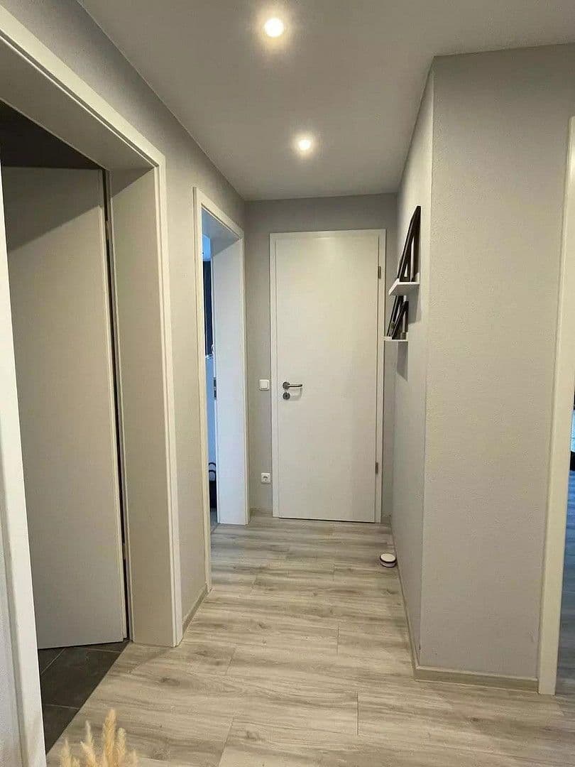 Prenájom bytu 3-izbový 80 m², Augsburg, Bavorsko Prenájom bytu 3-izbový 80 m², Augsburg, Bavorsko