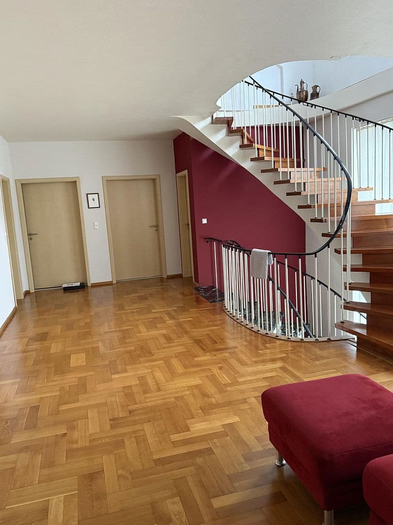 Predaj domu 340 m², pozemek 973 m², Rheinzabern, Porýnie-Falcko Predaj domu 340 m², pozemek 973 m², Rheinzabern, Porýnie-Falcko