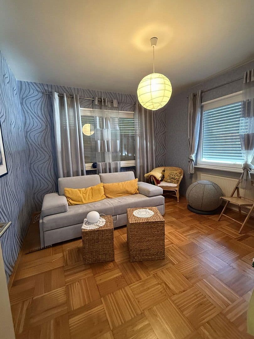 Predaj domu 340 m², pozemek 973 m², Rheinzabern, Porýnie-Falcko Predaj domu 340 m², pozemek 973 m², Rheinzabern, Porýnie-Falcko