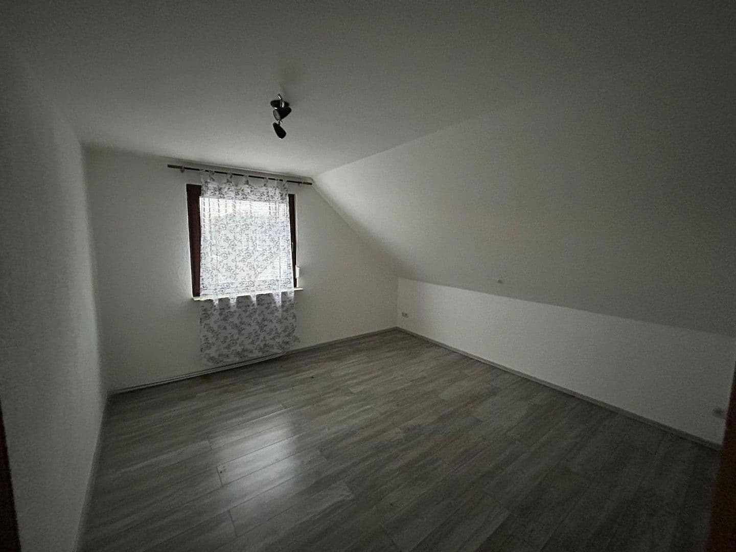 Predaj domu 121 m², pozemek 706 m², Forststrasse 3a, Zerbst/Anhalt, Sasko-Anhaltsko Predaj domu 121 m², pozemek 706 m², Forststrasse 3a, Zerbst/Anhalt, Sasko-Anhaltsko