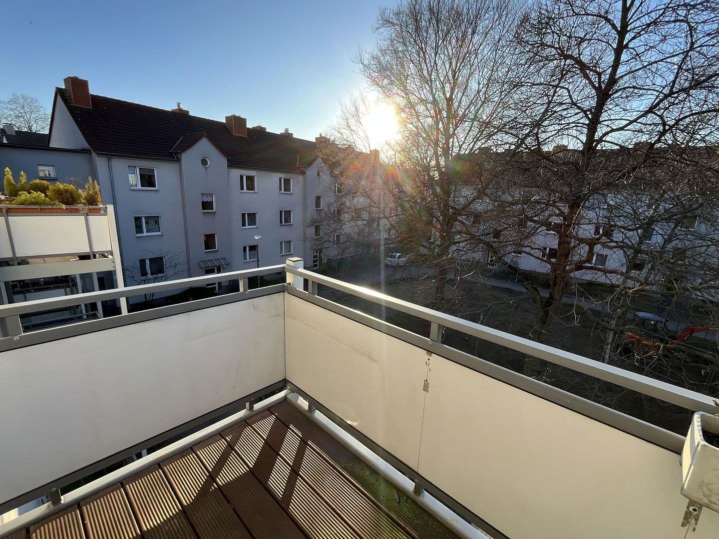 Prenájom bytu 2-izbový 59 m², Kiesselbachstraße 65, Düsseldorf, Severné Porýnie - Westfálsko Prenájom bytu 2-izbový 59 m², Kiesselbachstraße 65, Düsseldorf, Severné Porýnie - Westfálsko