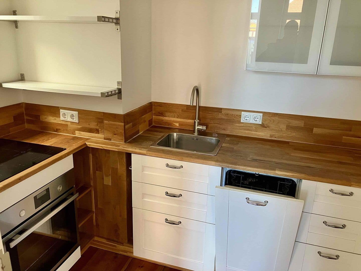 Prenájom bytu 3-izbový 80 m², Neustadt in Holstein, Šlezvicko-Holštajnsko Prenájom bytu 3-izbový 80 m², Neustadt in Holstein, Šlezvicko-Holštajnsko