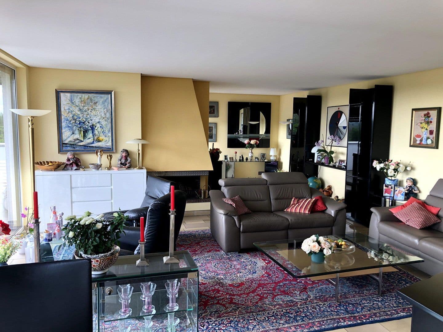 Prenájom bytu 3-izbový 160 m², Uerdingerstrasse 421, Krefeld, Severné Porýnie - Westfálsko Prenájom bytu 3-izbový 160 m², Uerdingerstrasse 421, Krefeld, Severné Porýnie - Westfálsko