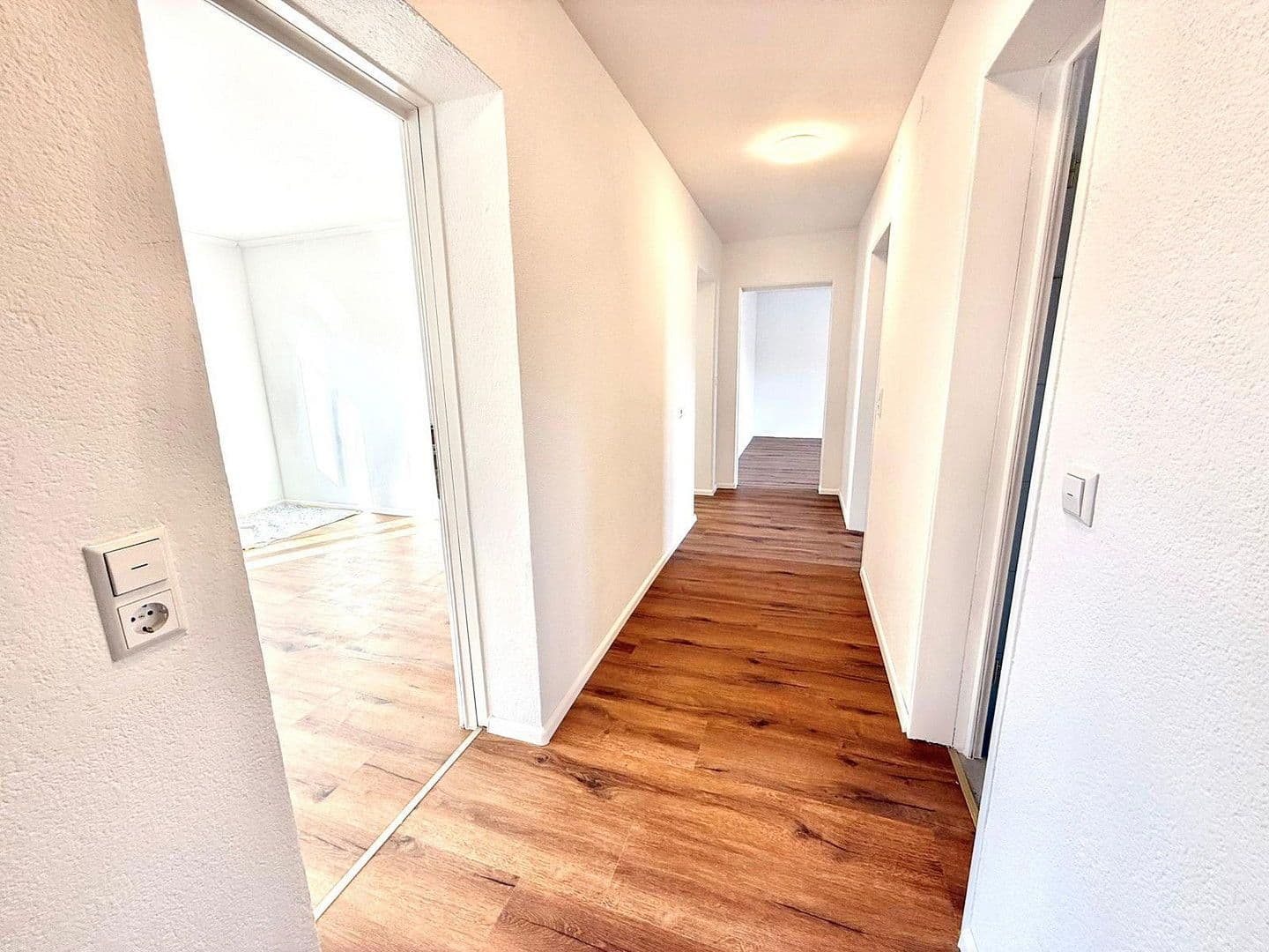 Prenájom bytu 3-izbový 93 m², Friedrichstraße 13, Rheinfelden (Baden), Bádensko-Wurttembersko Prenájom bytu 3-izbový 93 m², Friedrichstraße 13, Rheinfelden (Baden), Bádensko-Wurttembersko