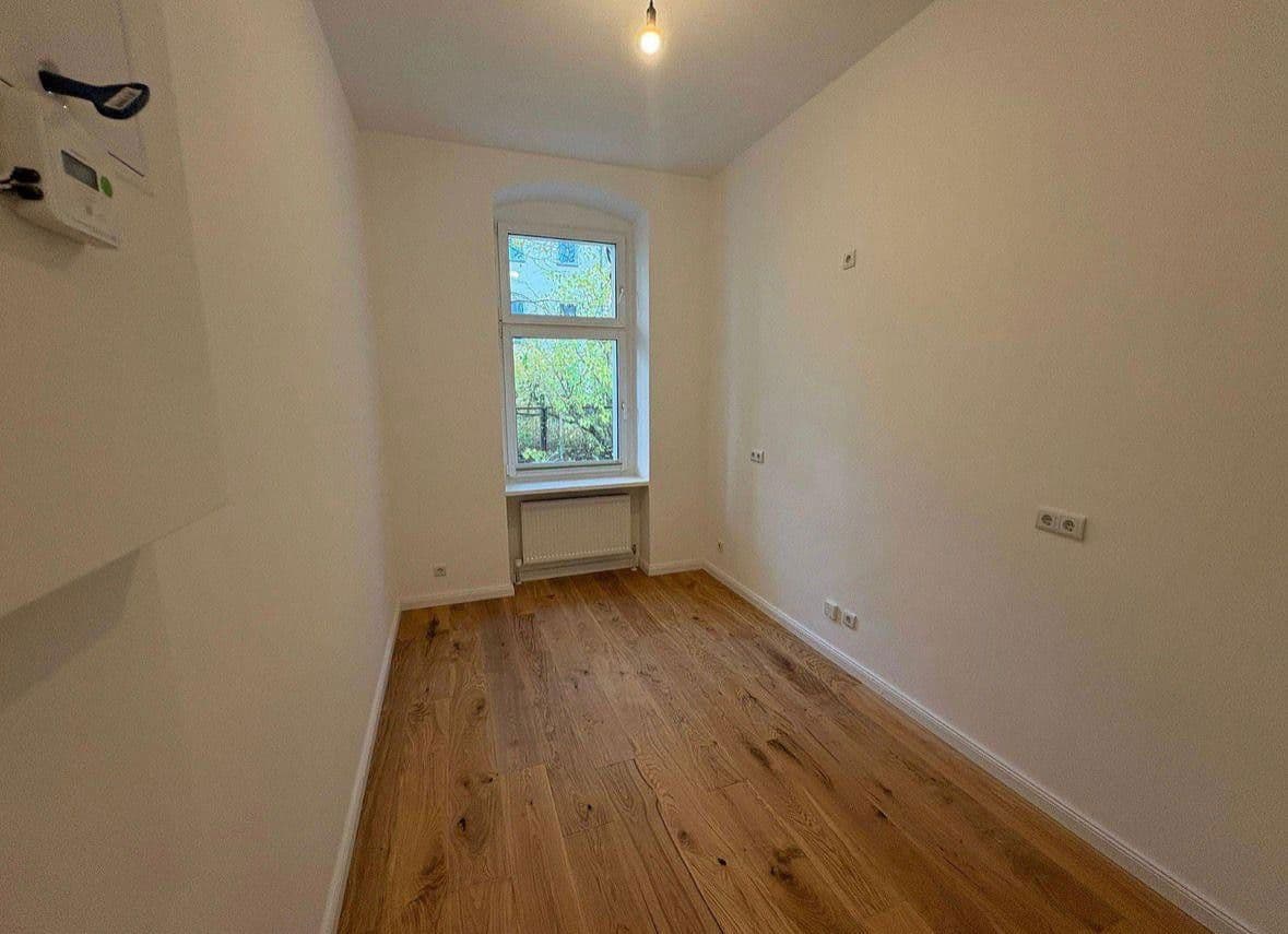 Predaj bytu 2-izbový 60 m², Junker-Jörg-Str. 6, Berlin, Berlín Predaj bytu 2-izbový 60 m², Junker-Jörg-Str. 6, Berlin, Berlín