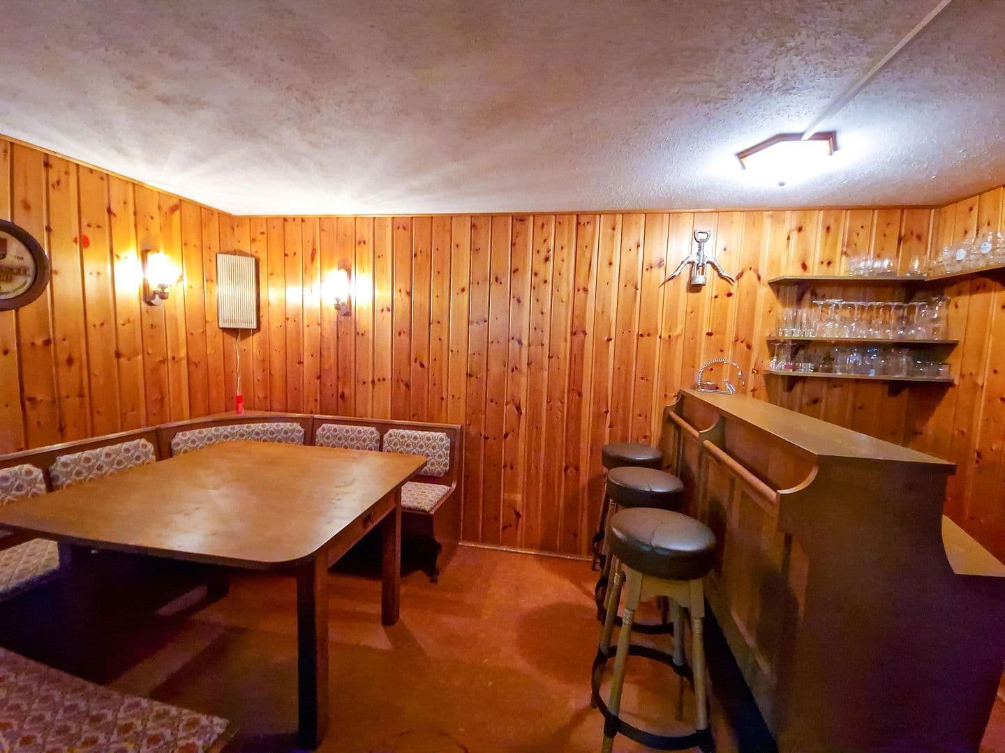 Predaj domu 157 m², pozemek 403 m², Kusterdingen, Bádensko-Wurttembersko Predaj domu 157 m², pozemek 403 m², Kusterdingen, Bádensko-Wurttembersko