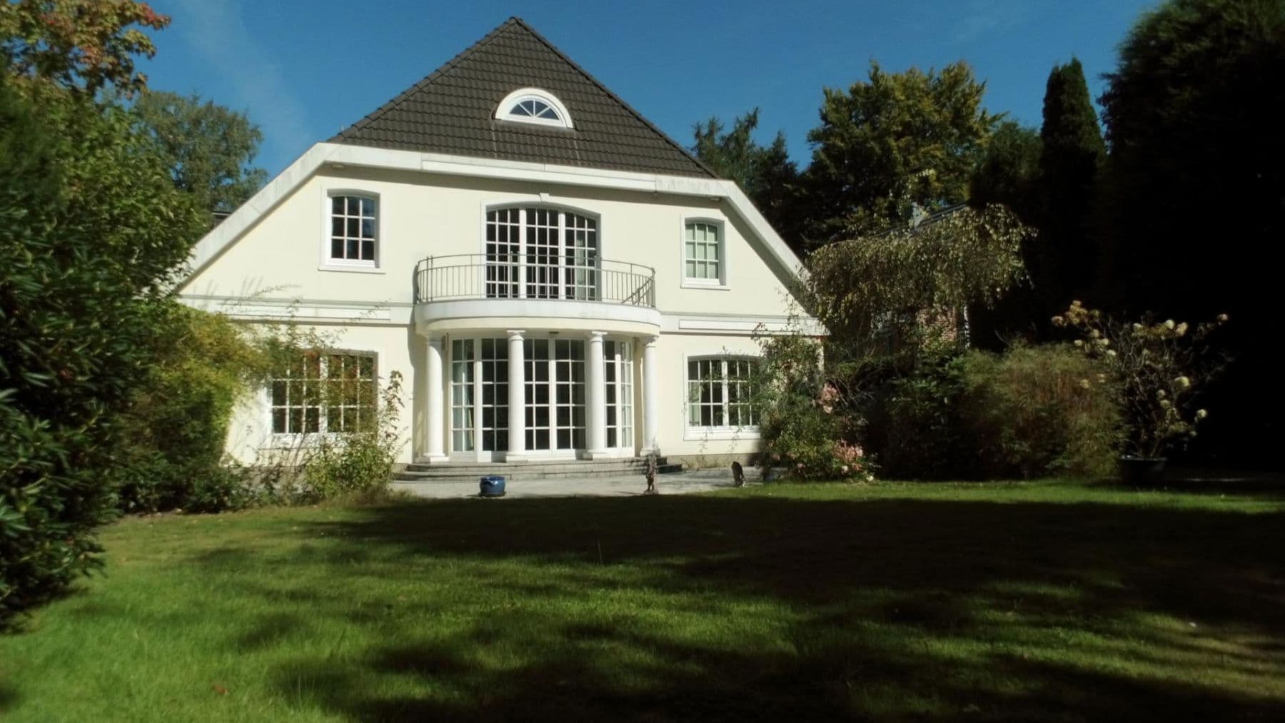 Prenájom domu 357 m², pozemek 1.008 m², Hamburg, Hamburg Prenájom domu 357 m², pozemek 1.008 m², Hamburg, Hamburg