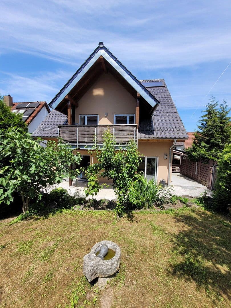 Predaj domu 258 m², pozemek 356 m², Ostfildern, Bádensko-Wurttembersko Predaj domu 258 m², pozemek 356 m², Ostfildern, Bádensko-Wurttembersko