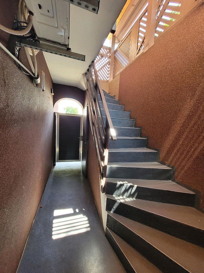 Predaj domu 258 m², pozemek 356 m², Ostfildern, Bádensko-Wurttembersko Predaj domu 258 m², pozemek 356 m², Ostfildern, Bádensko-Wurttembersko