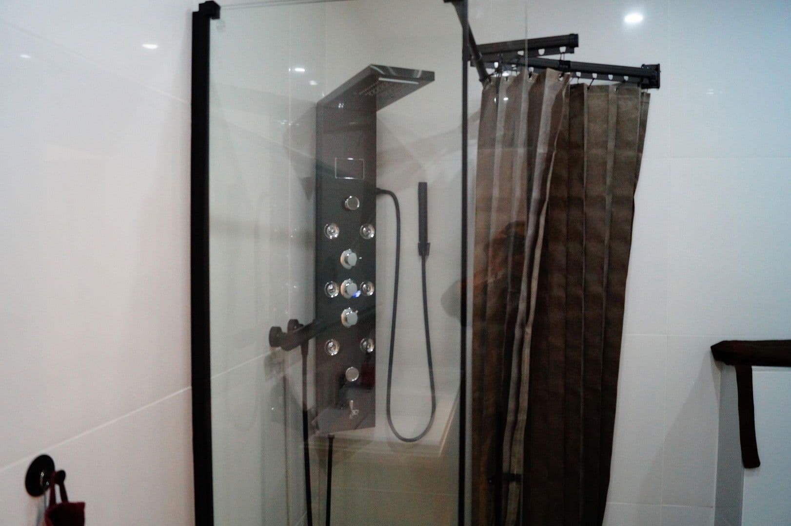 Predaj domu 258 m², pozemek 356 m², Ostfildern, Bádensko-Wurttembersko Predaj domu 258 m², pozemek 356 m², Ostfildern, Bádensko-Wurttembersko