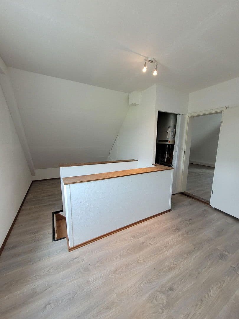 Predaj domu 258 m², pozemek 356 m², Ostfildern, Bádensko-Wurttembersko Predaj domu 258 m², pozemek 356 m², Ostfildern, Bádensko-Wurttembersko