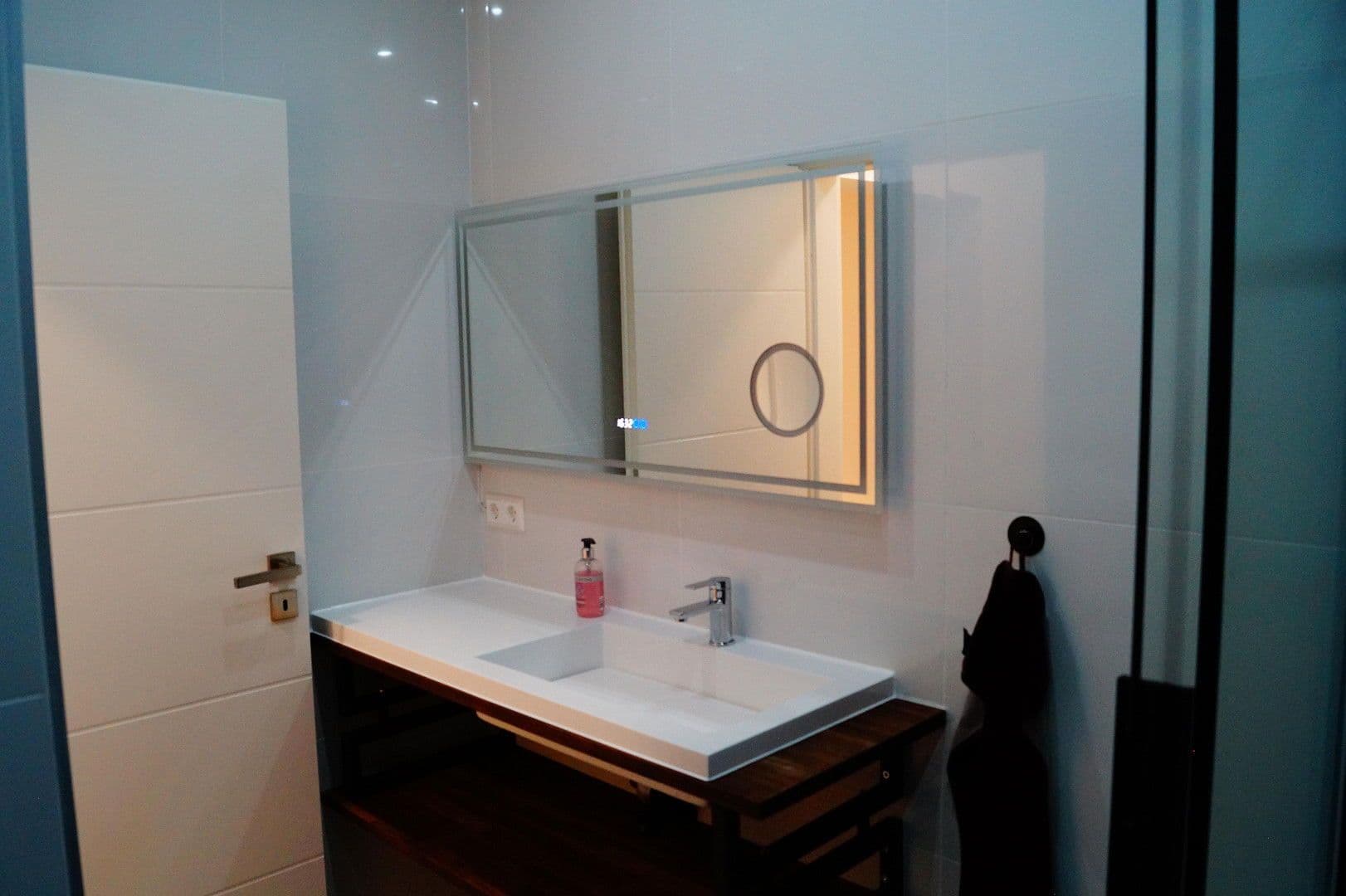 Predaj domu 258 m², pozemek 356 m², Ostfildern, Bádensko-Wurttembersko Predaj domu 258 m², pozemek 356 m², Ostfildern, Bádensko-Wurttembersko