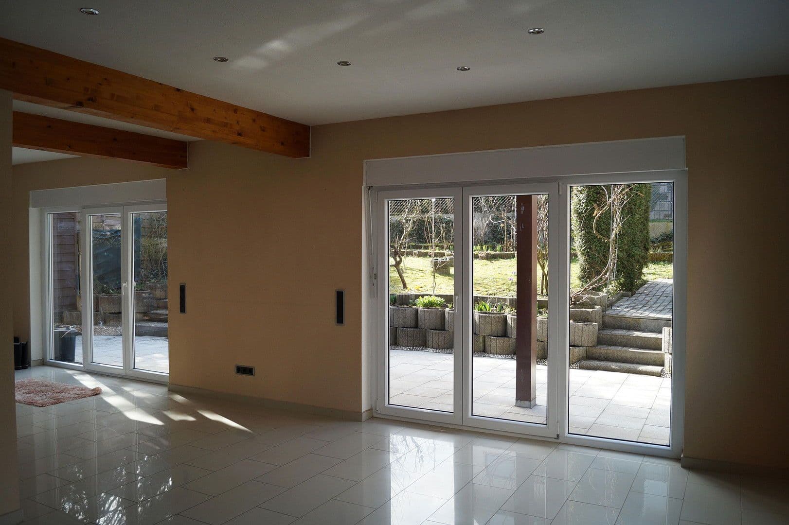 Predaj domu 258 m², pozemek 356 m², Ostfildern, Bádensko-Wurttembersko Predaj domu 258 m², pozemek 356 m², Ostfildern, Bádensko-Wurttembersko