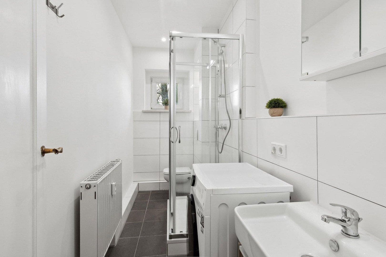 Prenájom bytu 2-izbový 50 m², Georg-Schumann-Str. 286b, Leipzig, Sasko Prenájom bytu 2-izbový 50 m², Georg-Schumann-Str. 286b, Leipzig, Sasko