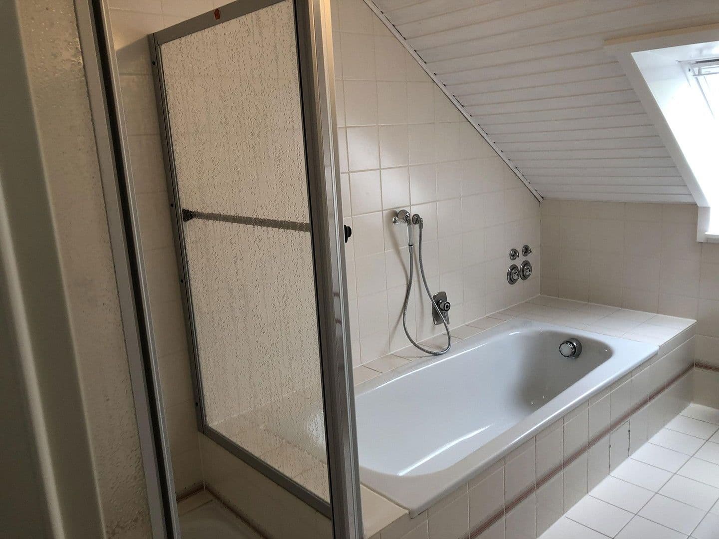 Predaj domu 238 m², pozemek 818 m², Kollwitzweg 6, Goslar, Dolné Sasko Predaj domu 238 m², pozemek 818 m², Kollwitzweg 6, Goslar, Dolné Sasko