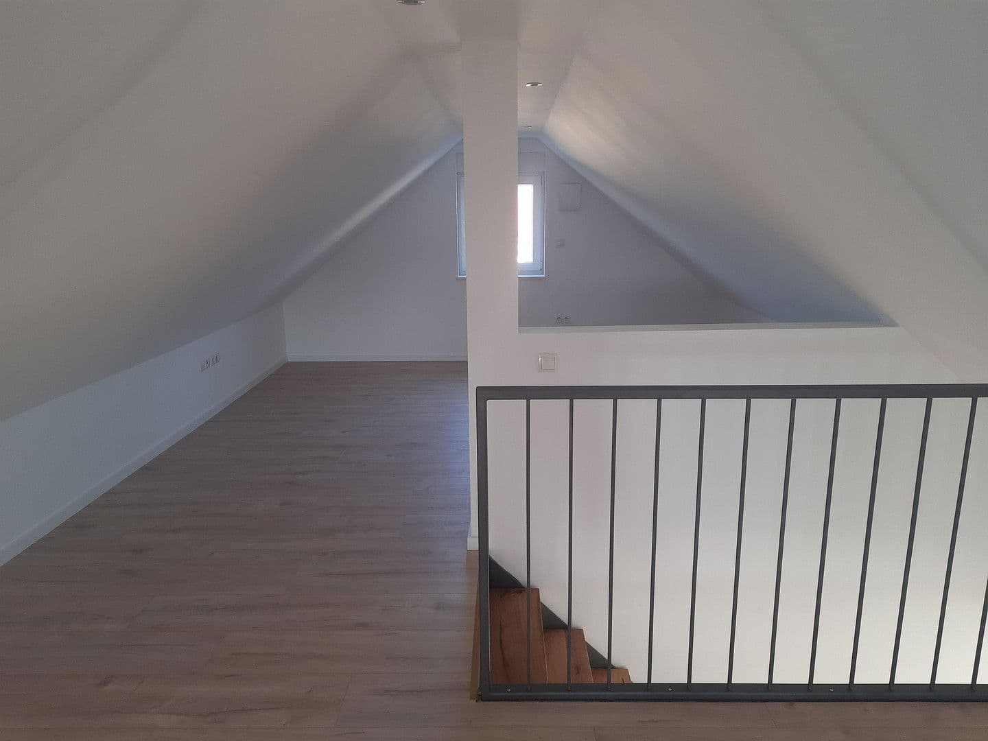 Prenájom bytu 3-izbový 100 m², Eisingen, Bavorsko Prenájom bytu 3-izbový 100 m², Eisingen, Bavorsko