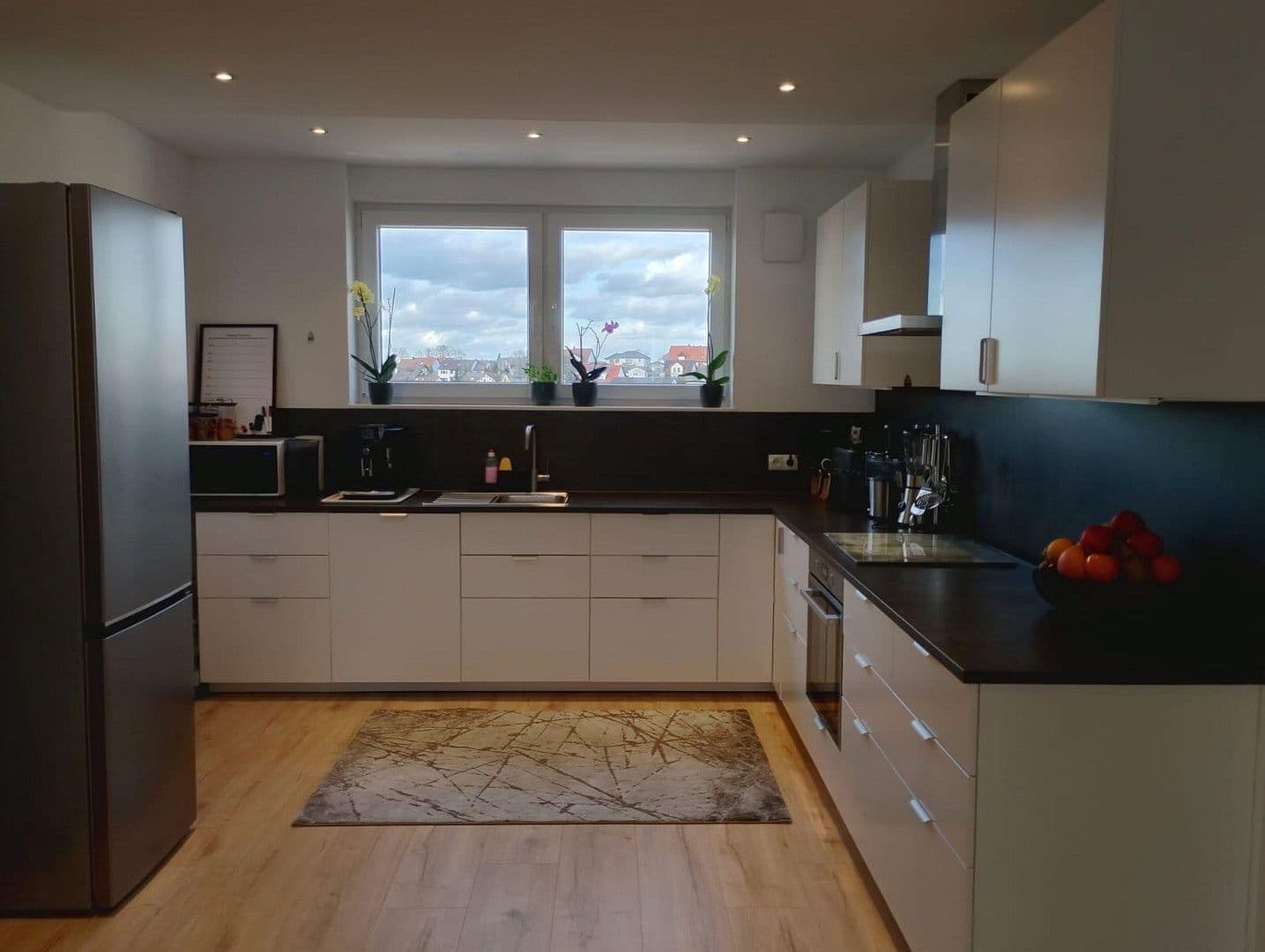 Prenájom bytu 3-izbový 100 m², Eisingen, Bavorsko Prenájom bytu 3-izbový 100 m², Eisingen, Bavorsko