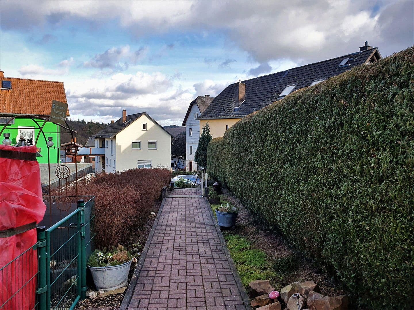 Predaj domu 126 m², pozemek 131 m², Waldsolms, Hesensko Predaj domu 126 m², pozemek 131 m², Waldsolms, Hesensko