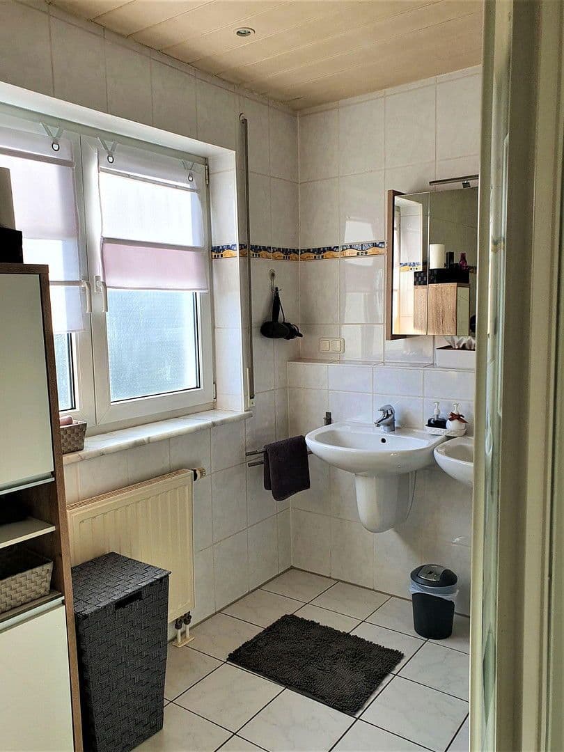 Predaj domu 126 m², pozemek 131 m², Waldsolms, Hesensko Predaj domu 126 m², pozemek 131 m², Waldsolms, Hesensko