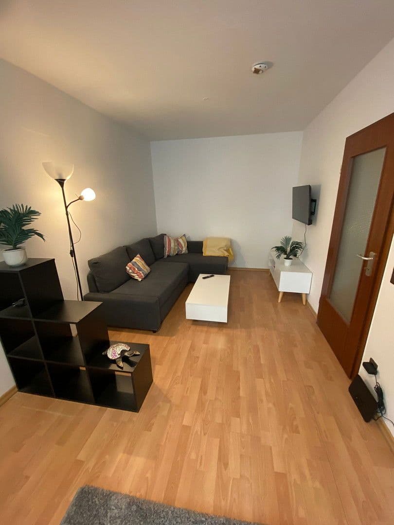 Prenájom bytu 1-izbový 46 m², Berlin, Berlín Prenájom bytu 1-izbový 46 m², Berlin, Berlín